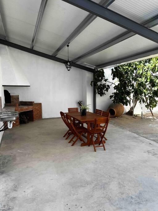 Agradable Casa Con Chimenea Interior Y Barbacoa. Villa Graja de Iniesta Exterior foto