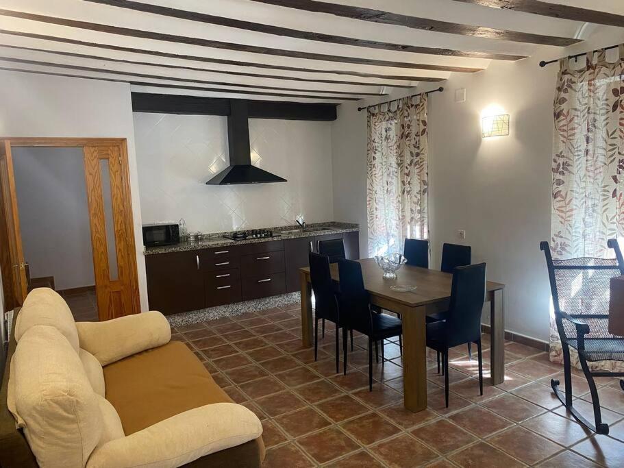 Agradable Casa Con Chimenea Interior Y Barbacoa. Villa Graja de Iniesta Exterior foto